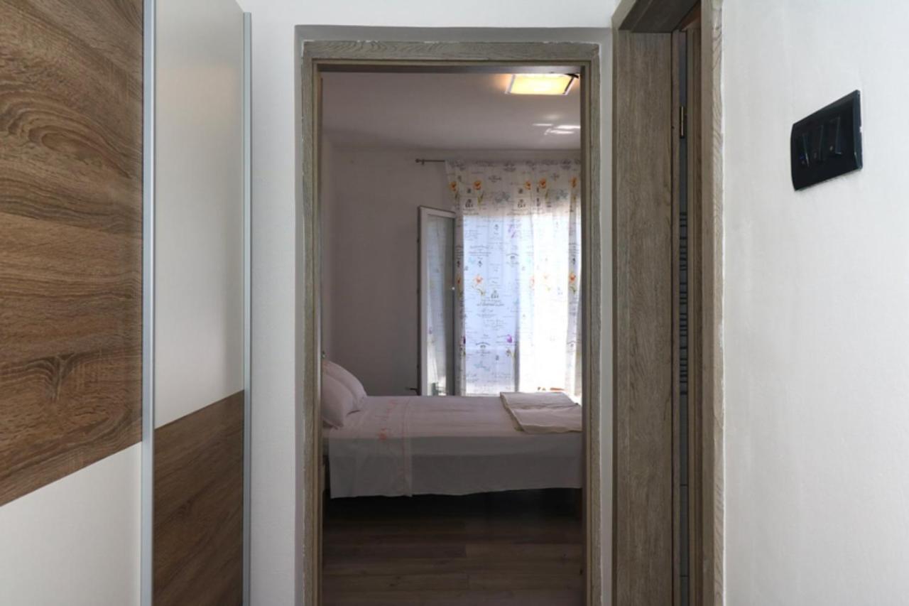 Apartmani Mikin 贝蒂纳 外观 照片