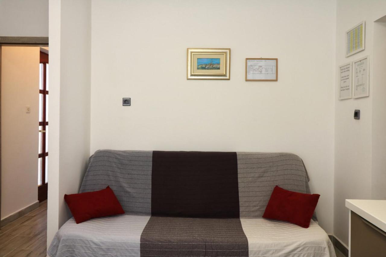 Apartmani Mikin 贝蒂纳 外观 照片